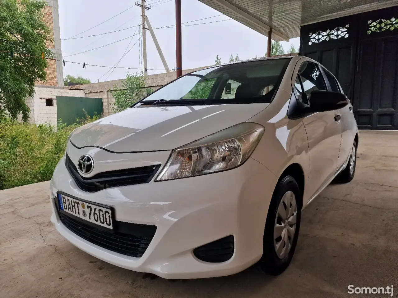 Toyota Yaris 2014 · 1.0 MT
