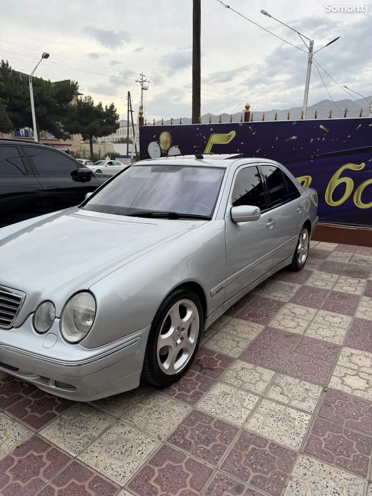 Mercedes-Benz E class 2001 · 2.4 AT