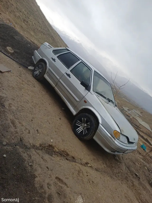 Lada (ВАЗ) 2115 2006 · 1.6 MT