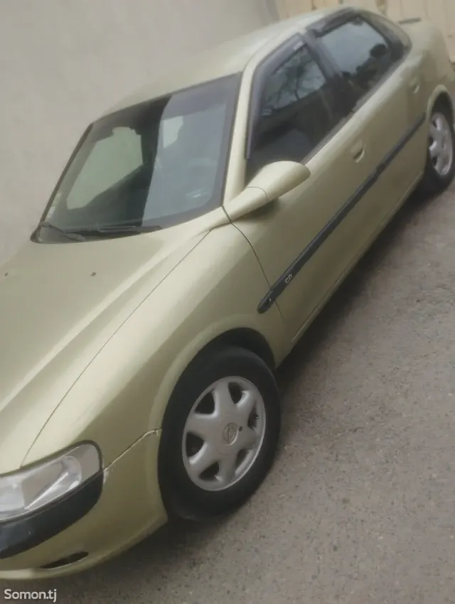 Opel Vectra B 1996 · 1.8 MT