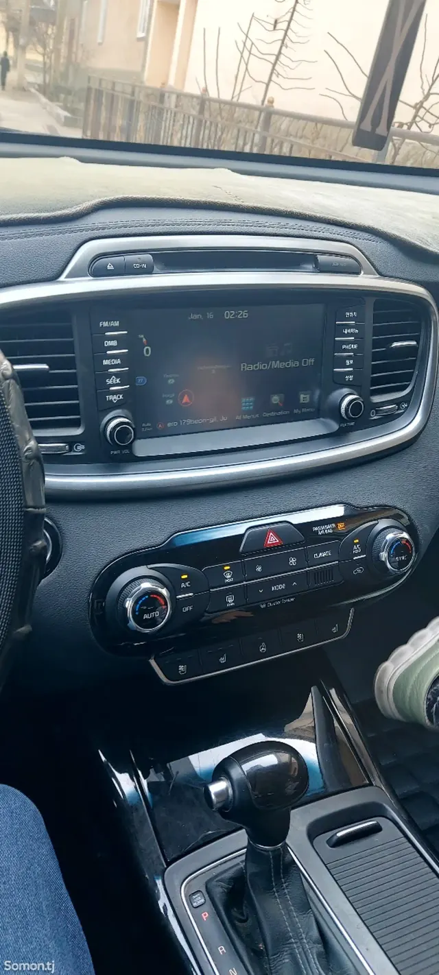 Kia Sorento 2015 · 2.2 AT