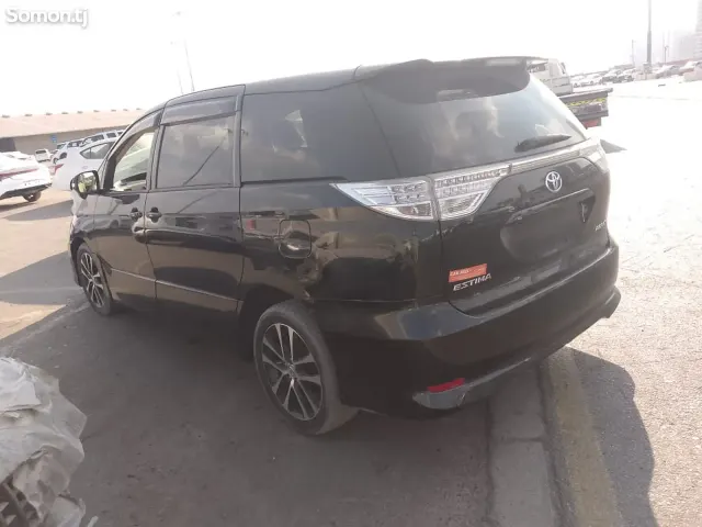 Toyota Estima 2014 · 2.4 AT