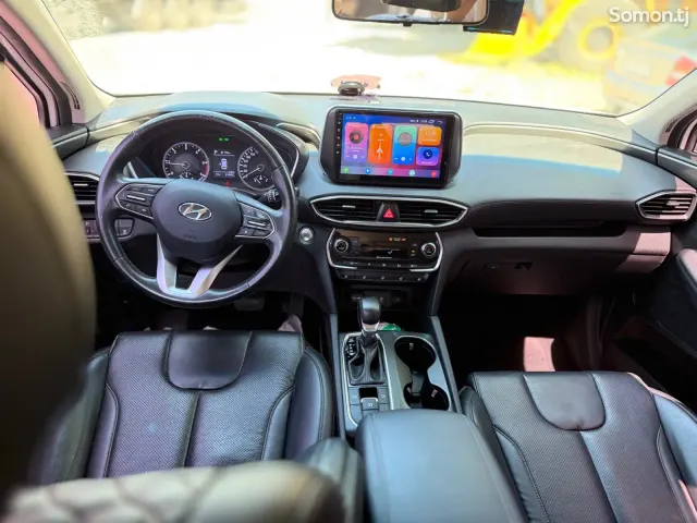 Hyundai Santa Fe 2018 · 2.0 AT