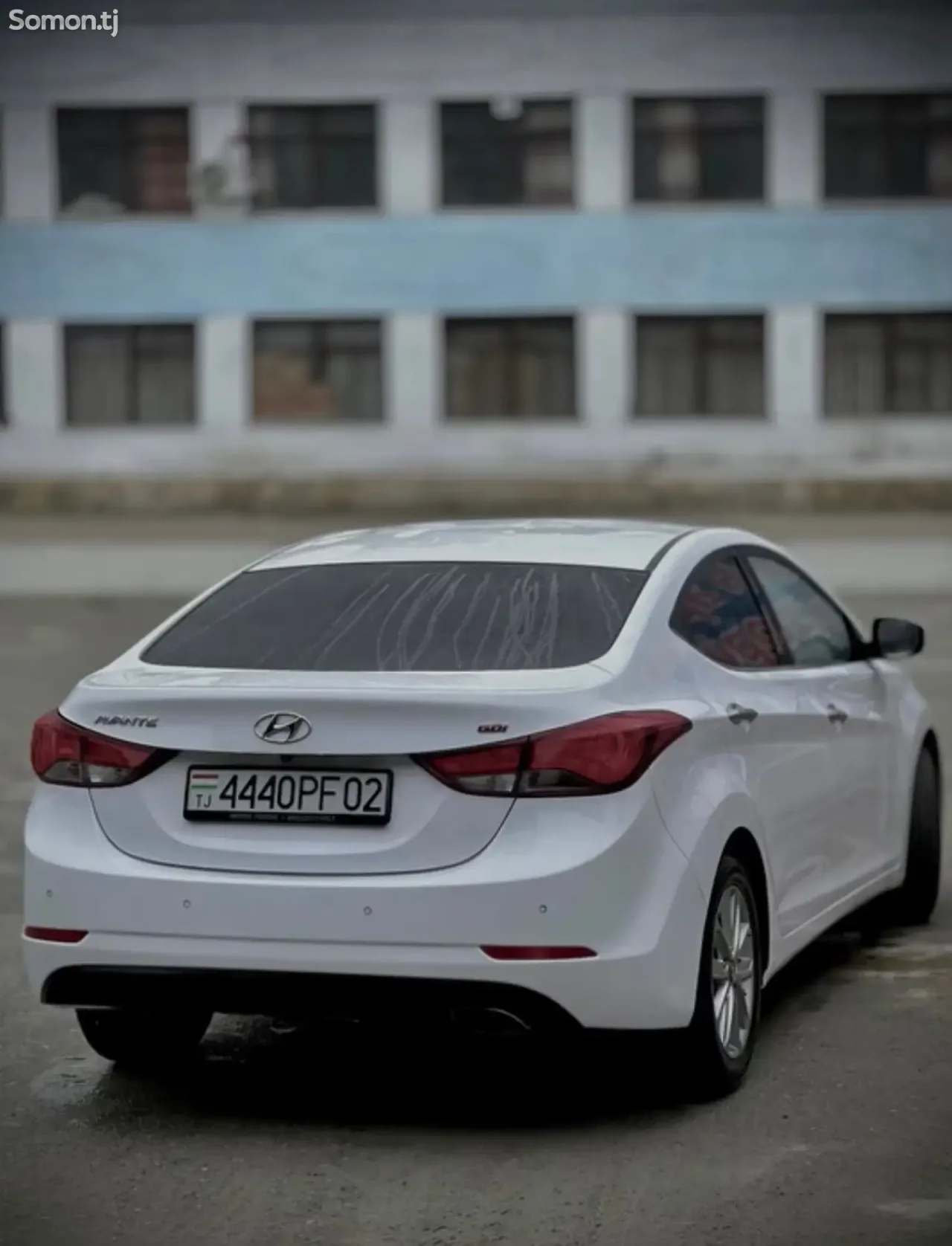 Hyundai Avante 2014 · 1.6 AT