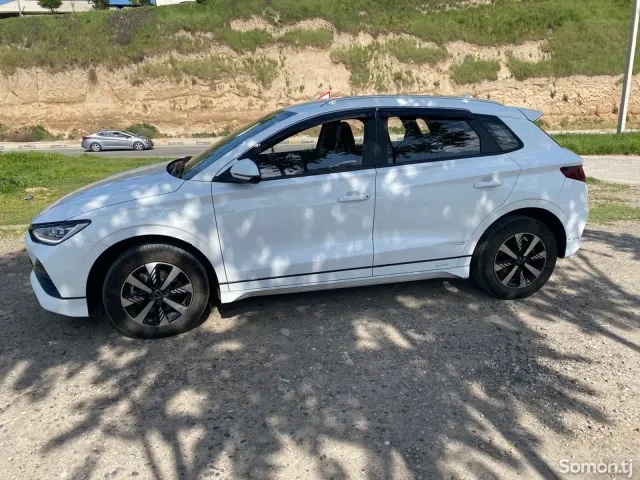 BYD E2 2023 · AMT