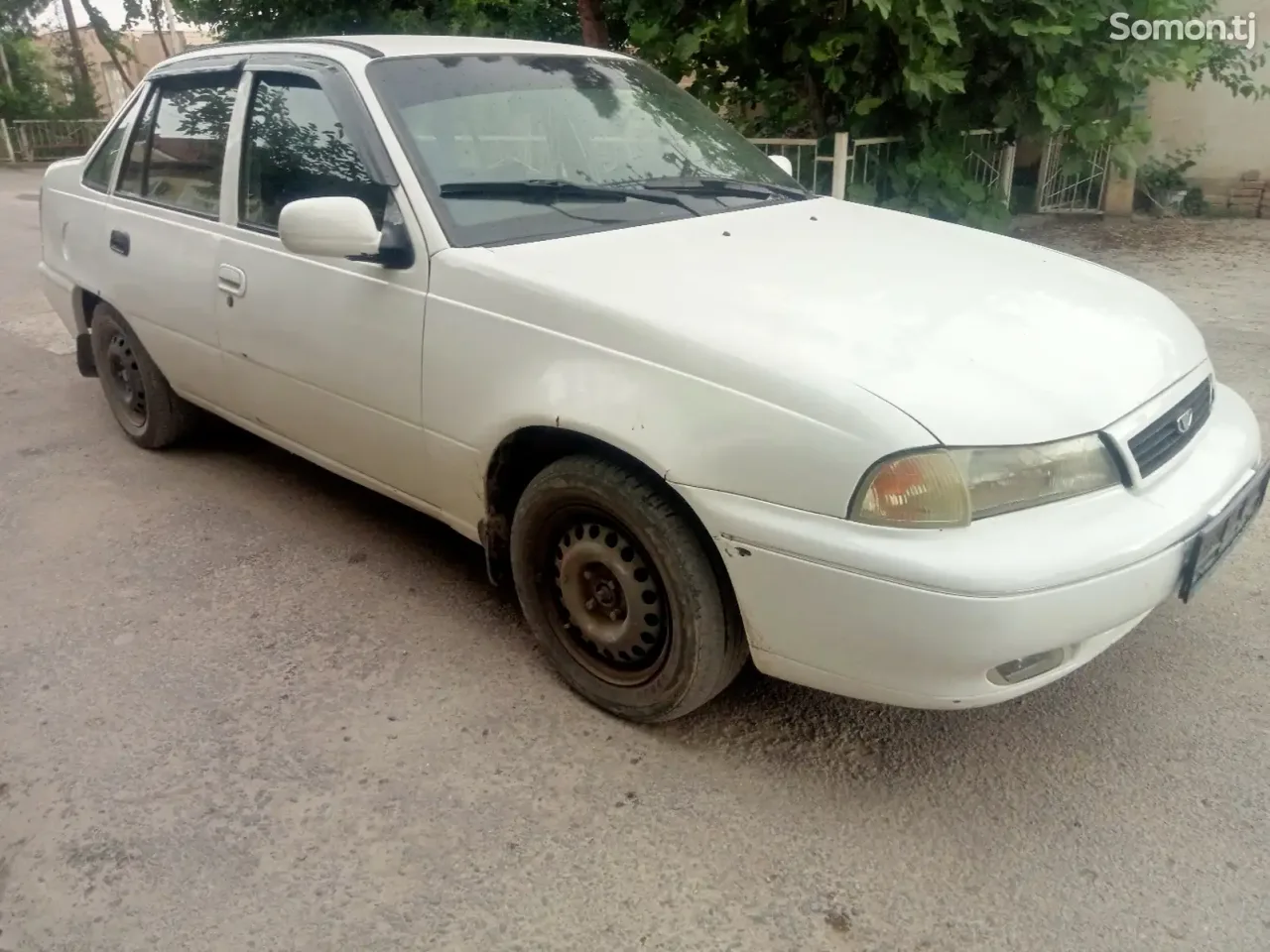 Daewoo Nexia 1996 · 1.6 MT