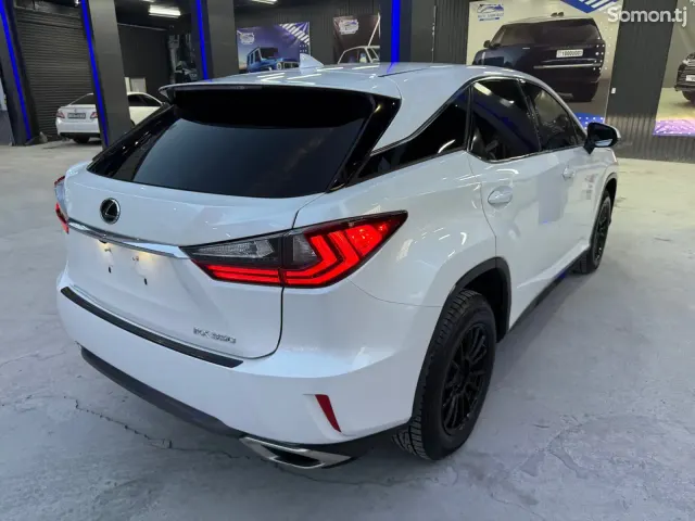 Lexus RX series 2017 · 3.5 AT