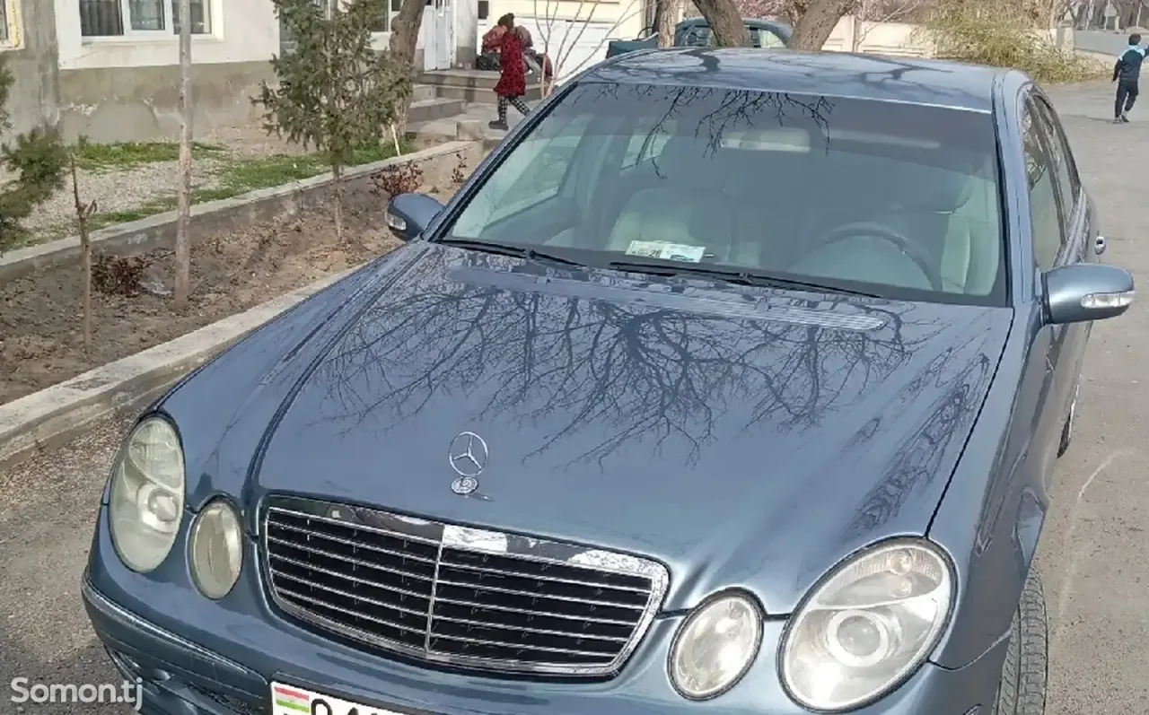 Mercedes-Benz E class 2003 · 2.4 AT
