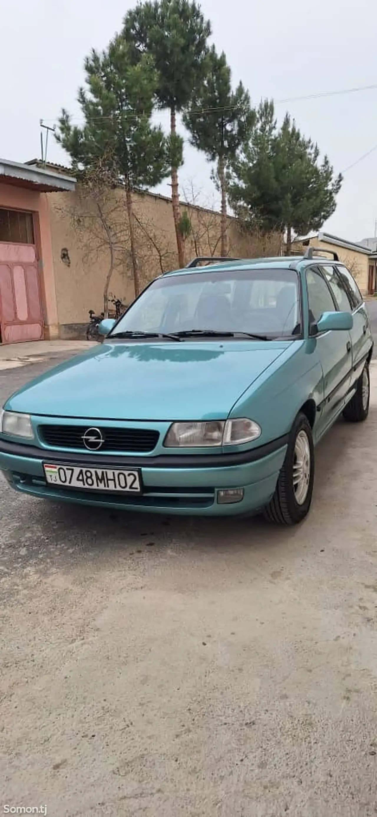 Opel Astra F 1996 · 1.6 MT