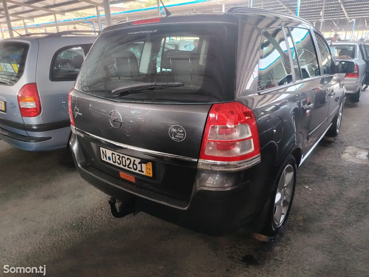 Opel Zafira 2010 · 1.8 MT