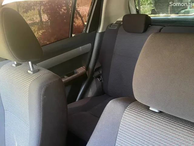 Suzuki Swift 2007 · 1.3 AT