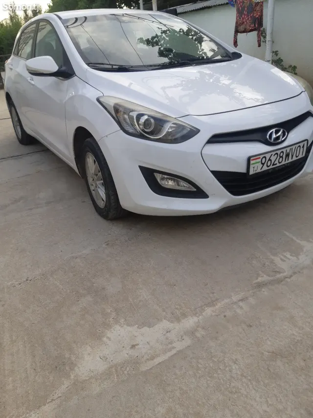 Hyundai i30 2014 · 1.6 AT