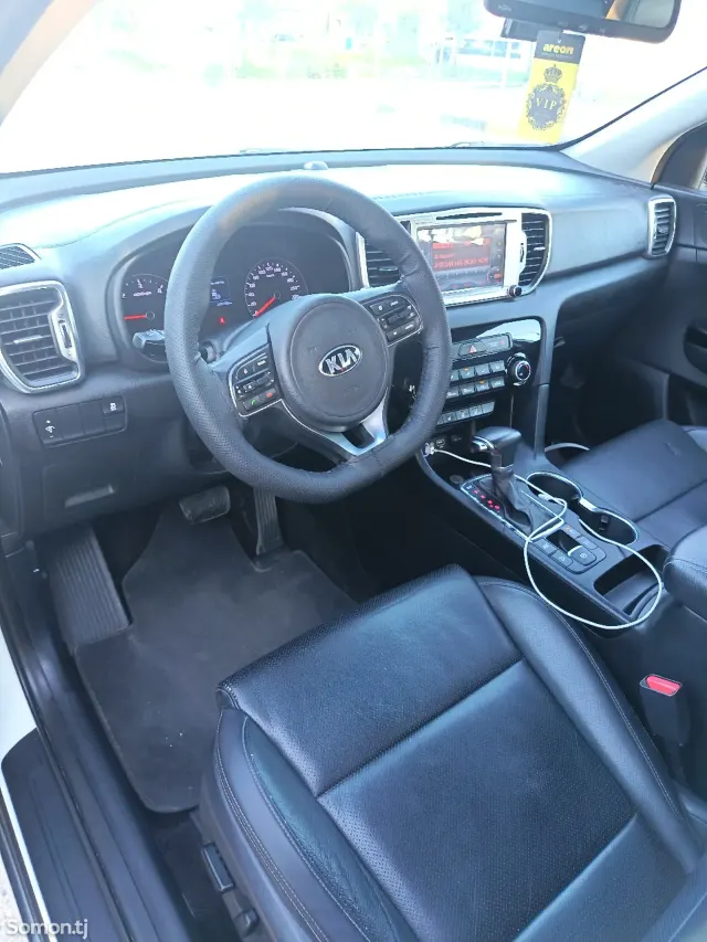 Kia Sportage 2016 · 2.0 AT