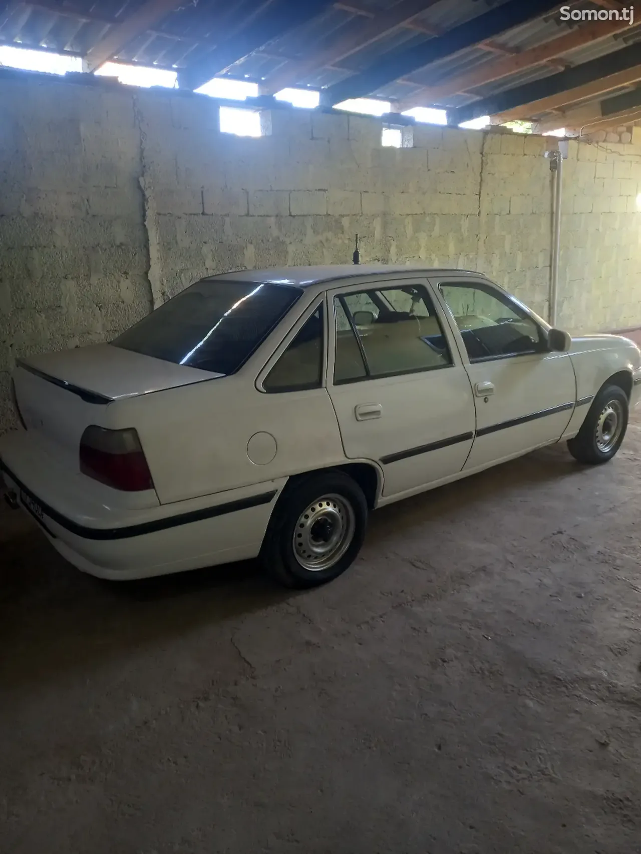 Daewoo Nexia 1996 · 1.6 MT