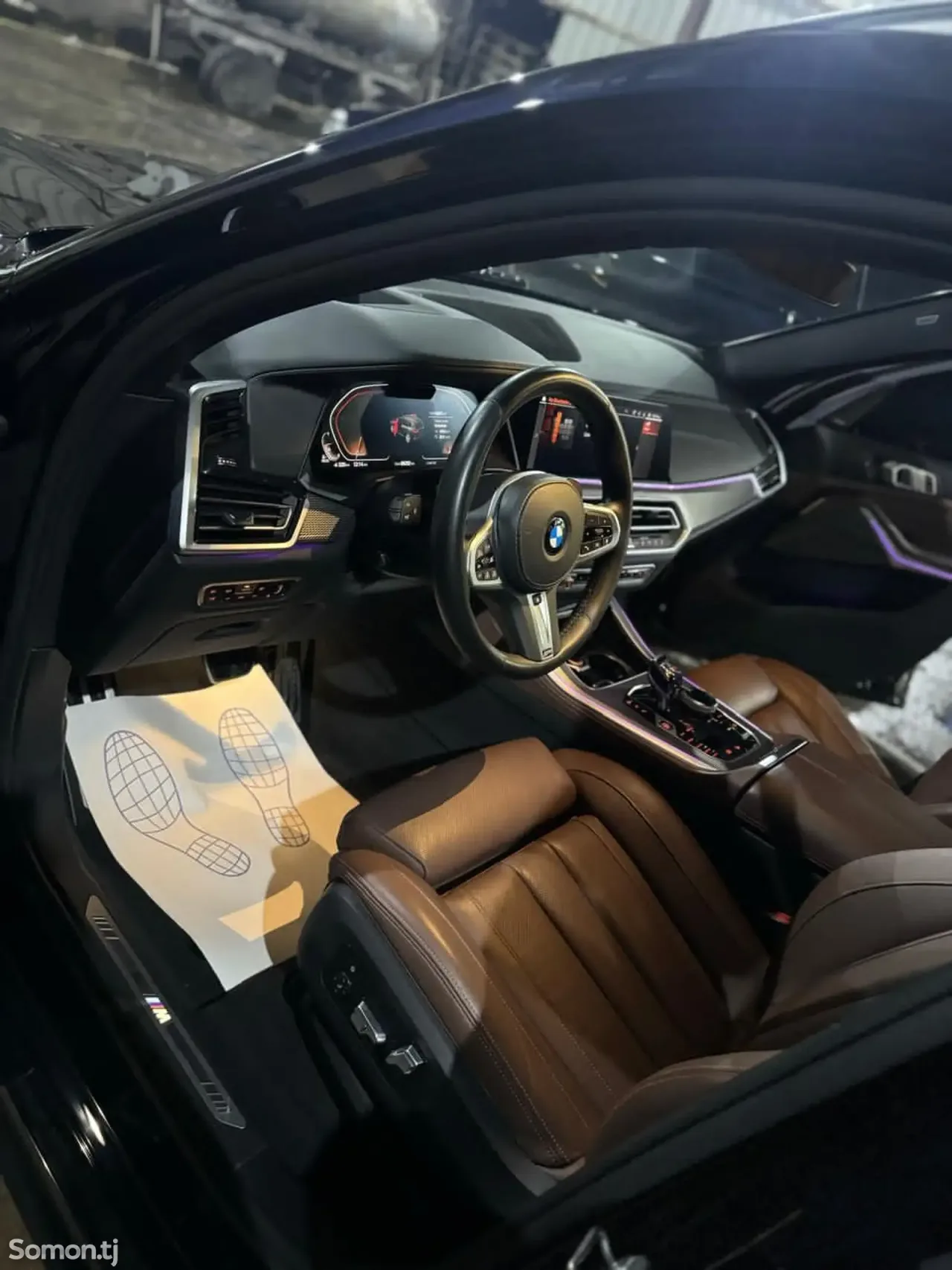 BMW X5 M 2021 · 4.0 AT