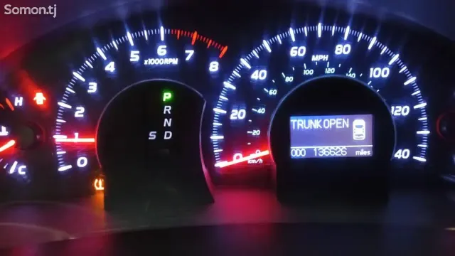 Toyota Camry 2010 · 2.5 AT