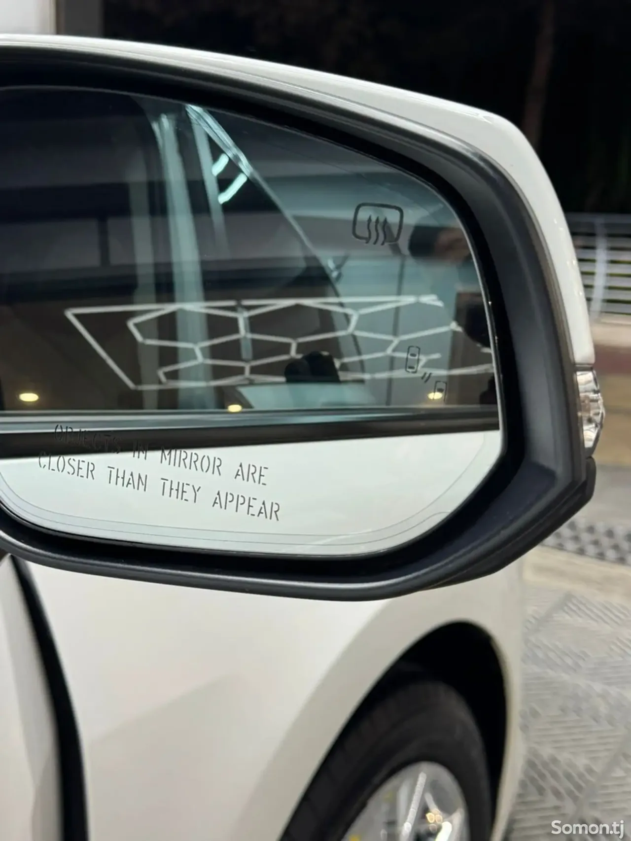 Toyota Sienna 2024 · 2.5 AT