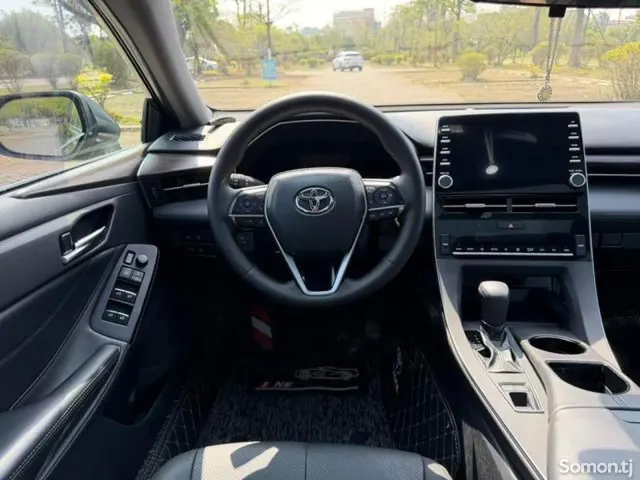 Toyota Avalon 2020 · 2.0 AT