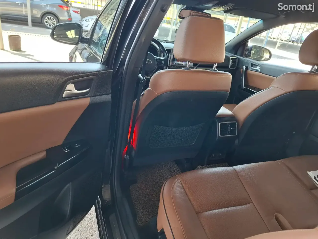 Kia Sportage 2016 · 2.0 AT