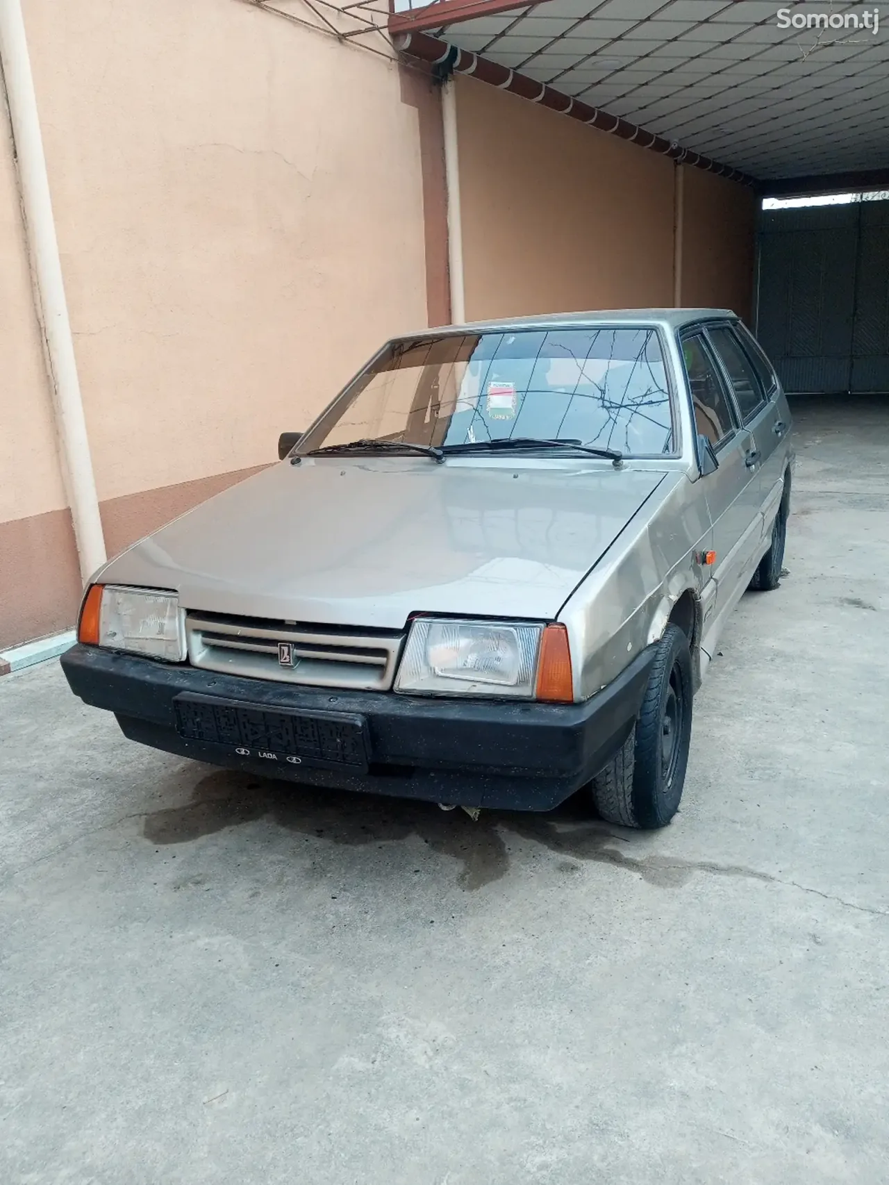 Lada (ВАЗ) 2109 1992 · 0.9 MT