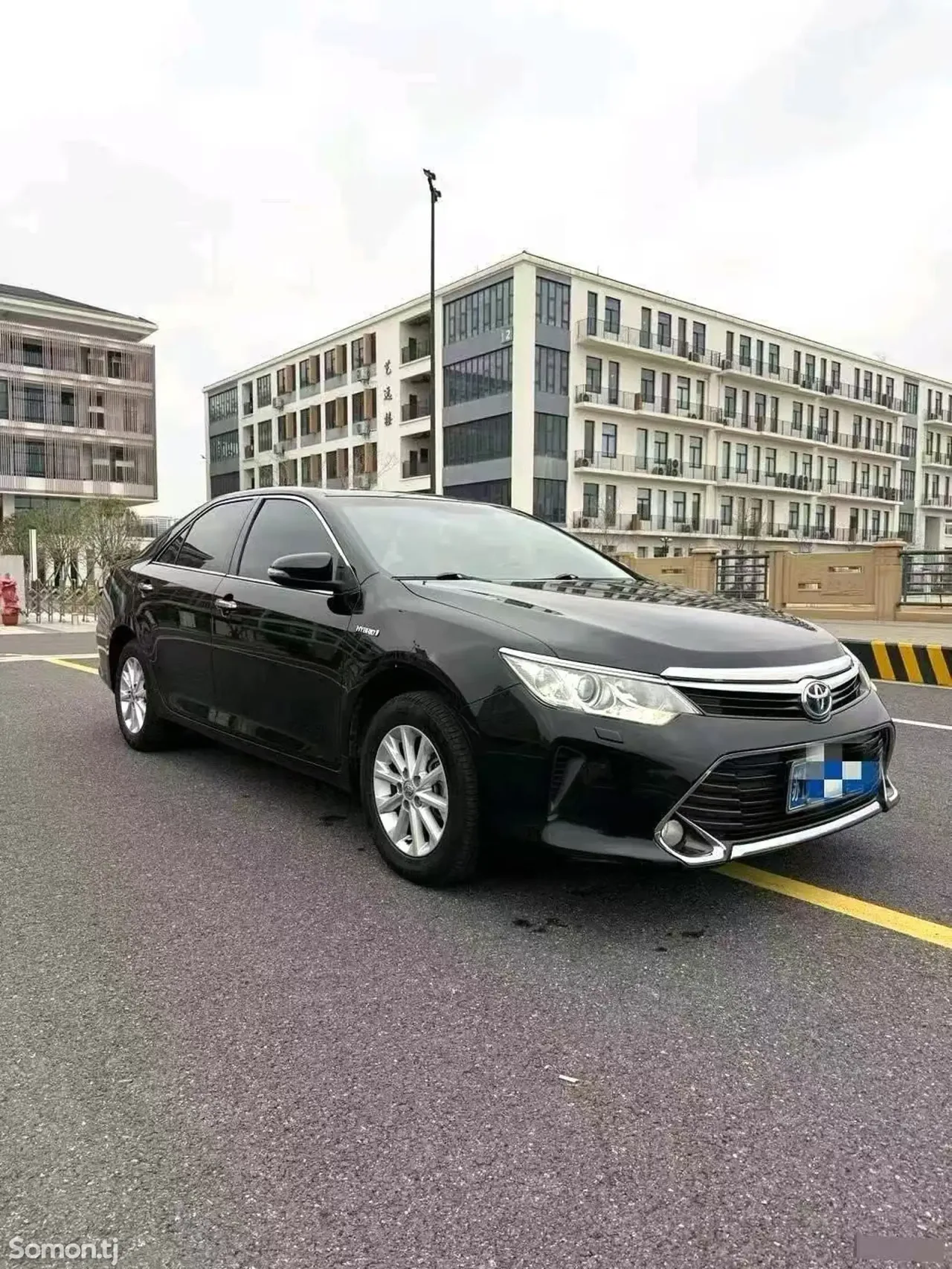 Toyota Camry 2017 · 2.5 AT
