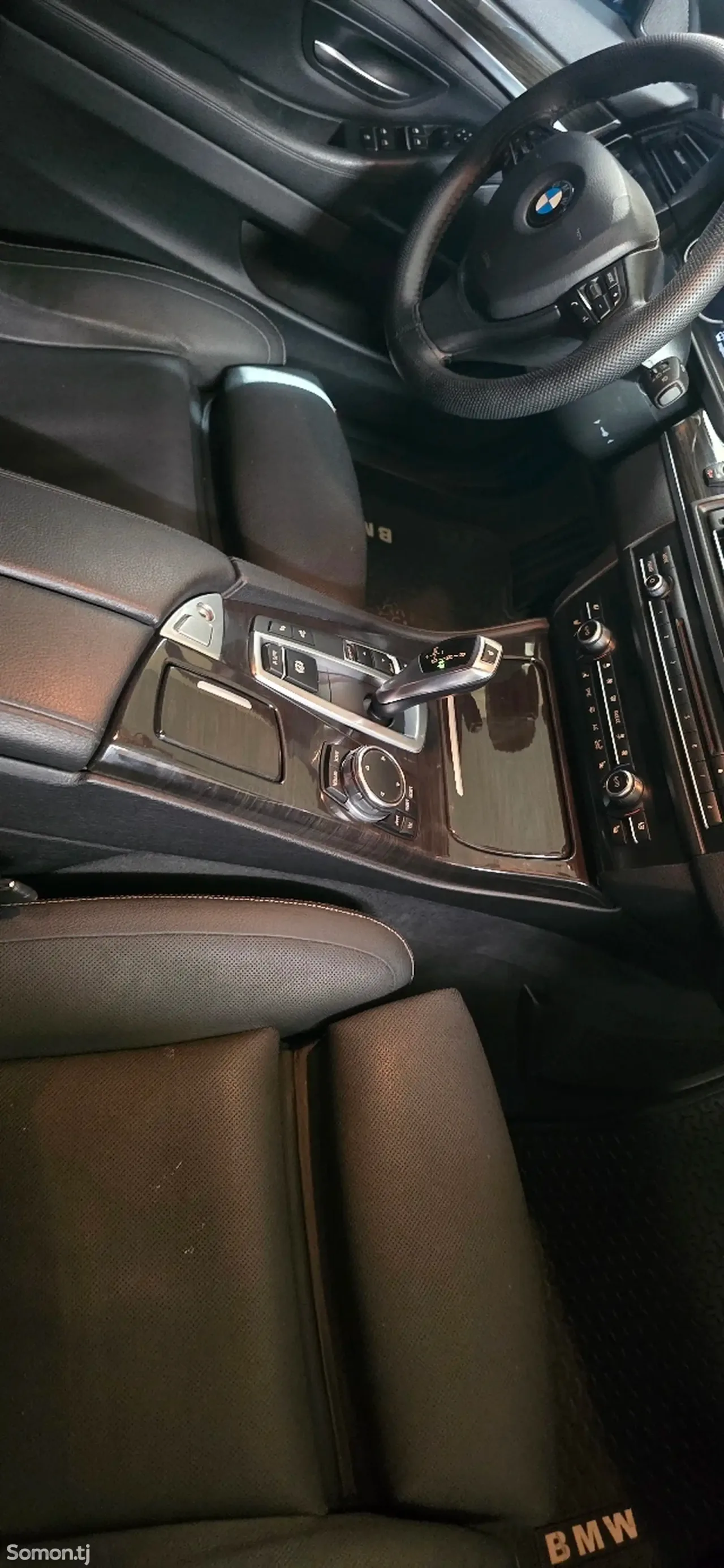 BMW 5 series 2015 · 2.0 AT