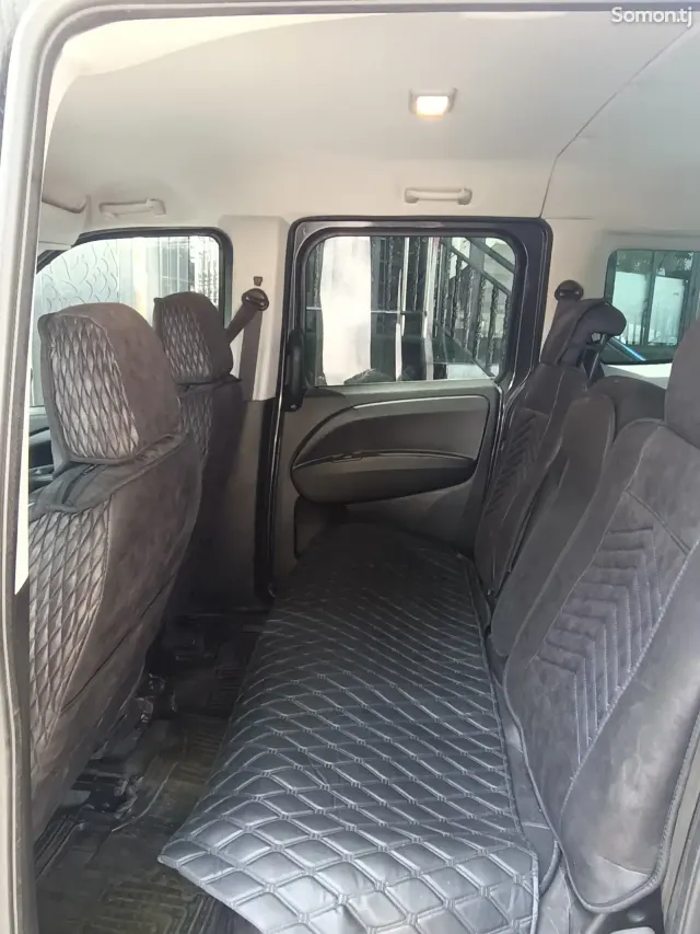 Opel Combo 2014 · 1.6 MT