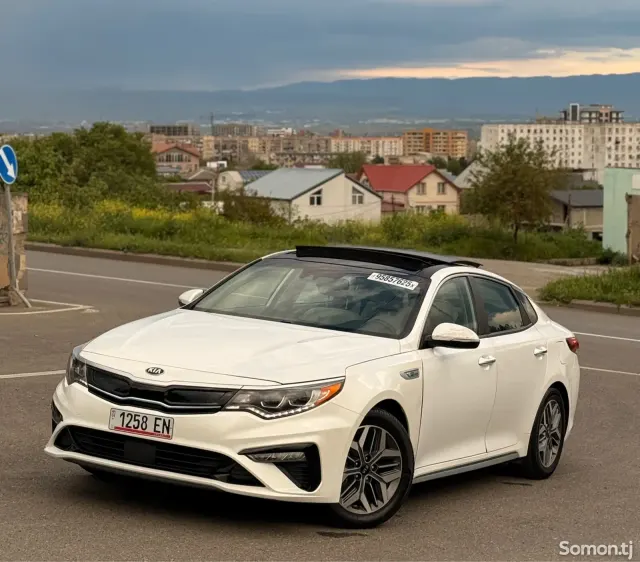 Kia Optima 2020 · 2.0 AT