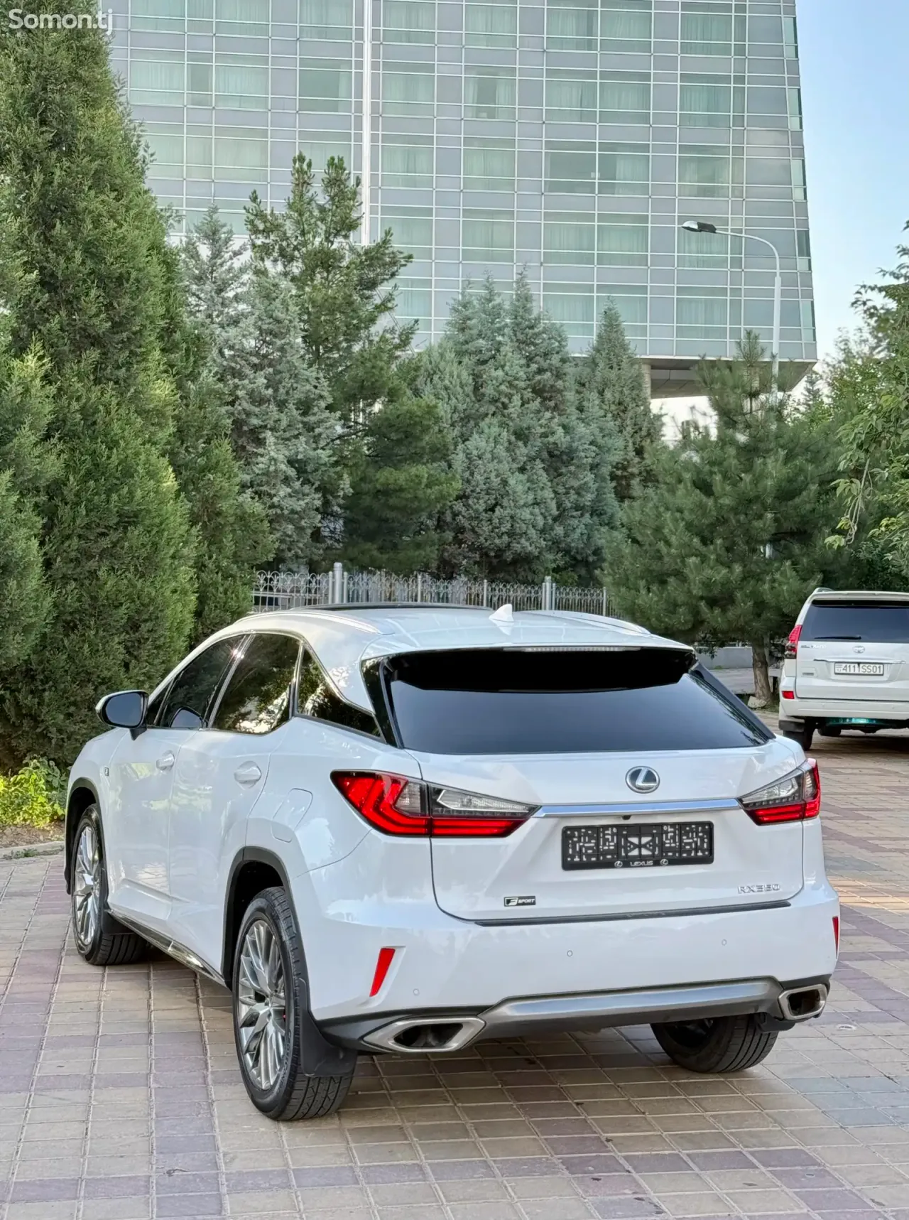 Lexus RX series 2017 · 3.5 AT