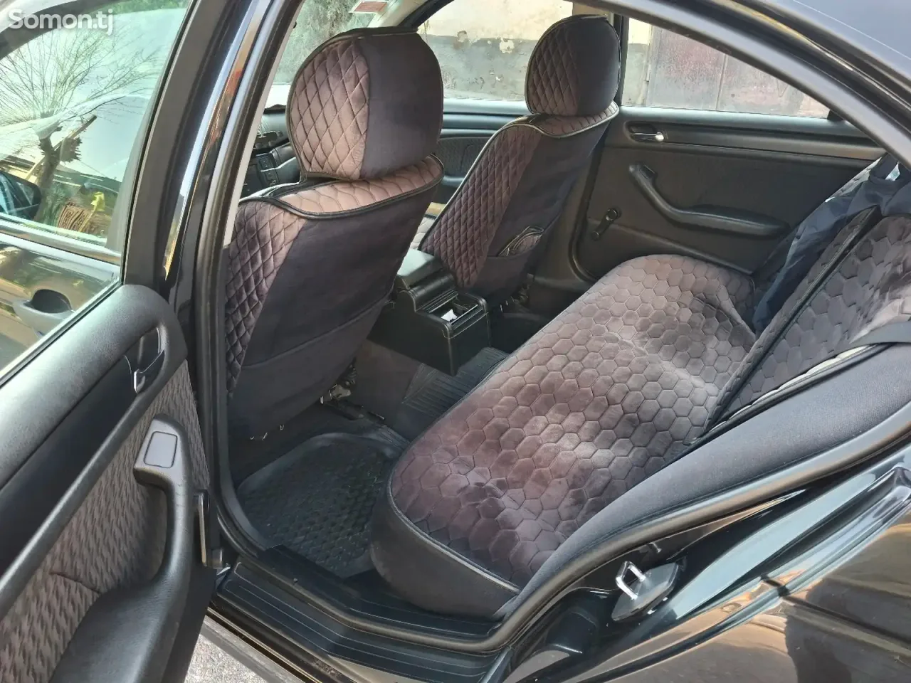 BMW 3 series 1998 · 1.8 MT