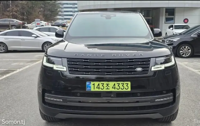 Land Rover Vogue 2025 · 4.4 AT