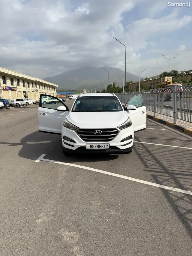 Hyundai Tucson 2016 · 2.0 AT