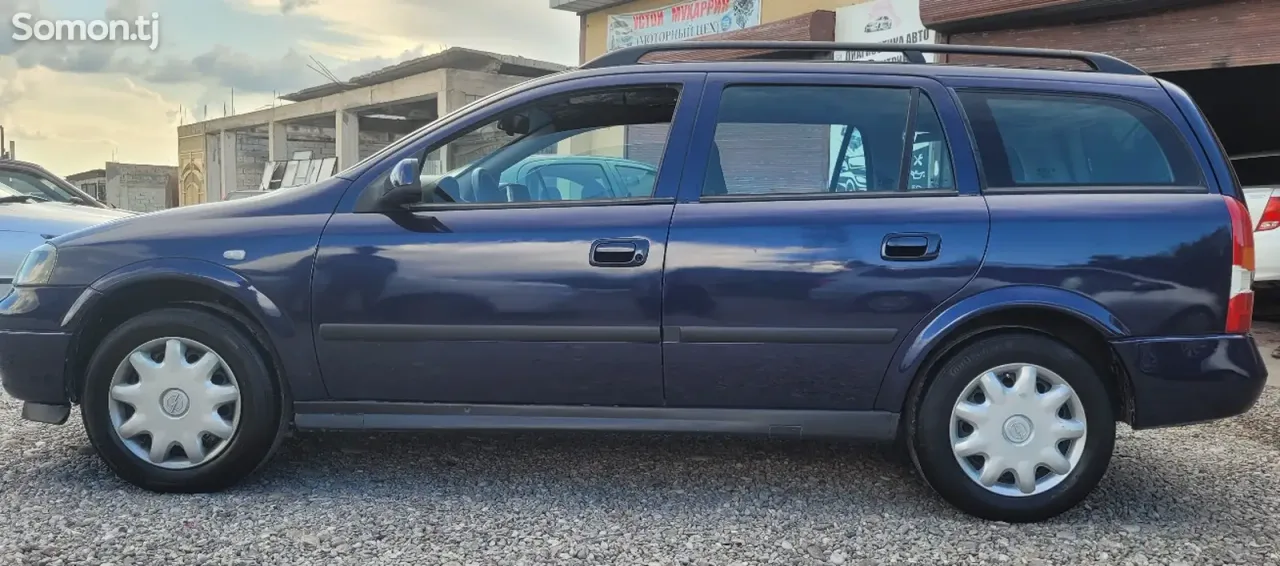 Opel Astra G 1998 · 1.6 MT