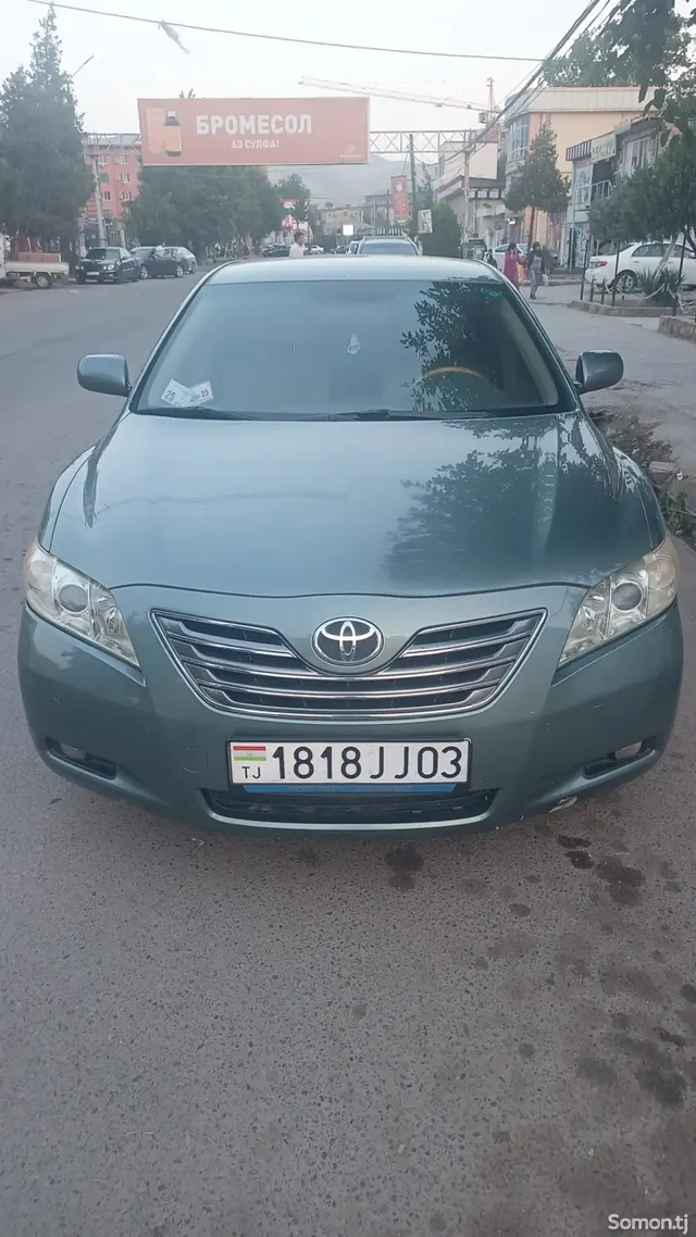 Toyota Camry 2008 · 2.4 AT