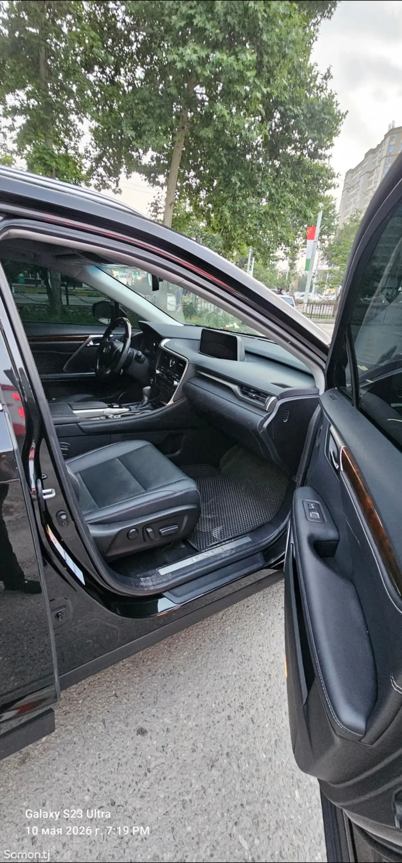 Lexus RX series 2019 · 4.5 AT