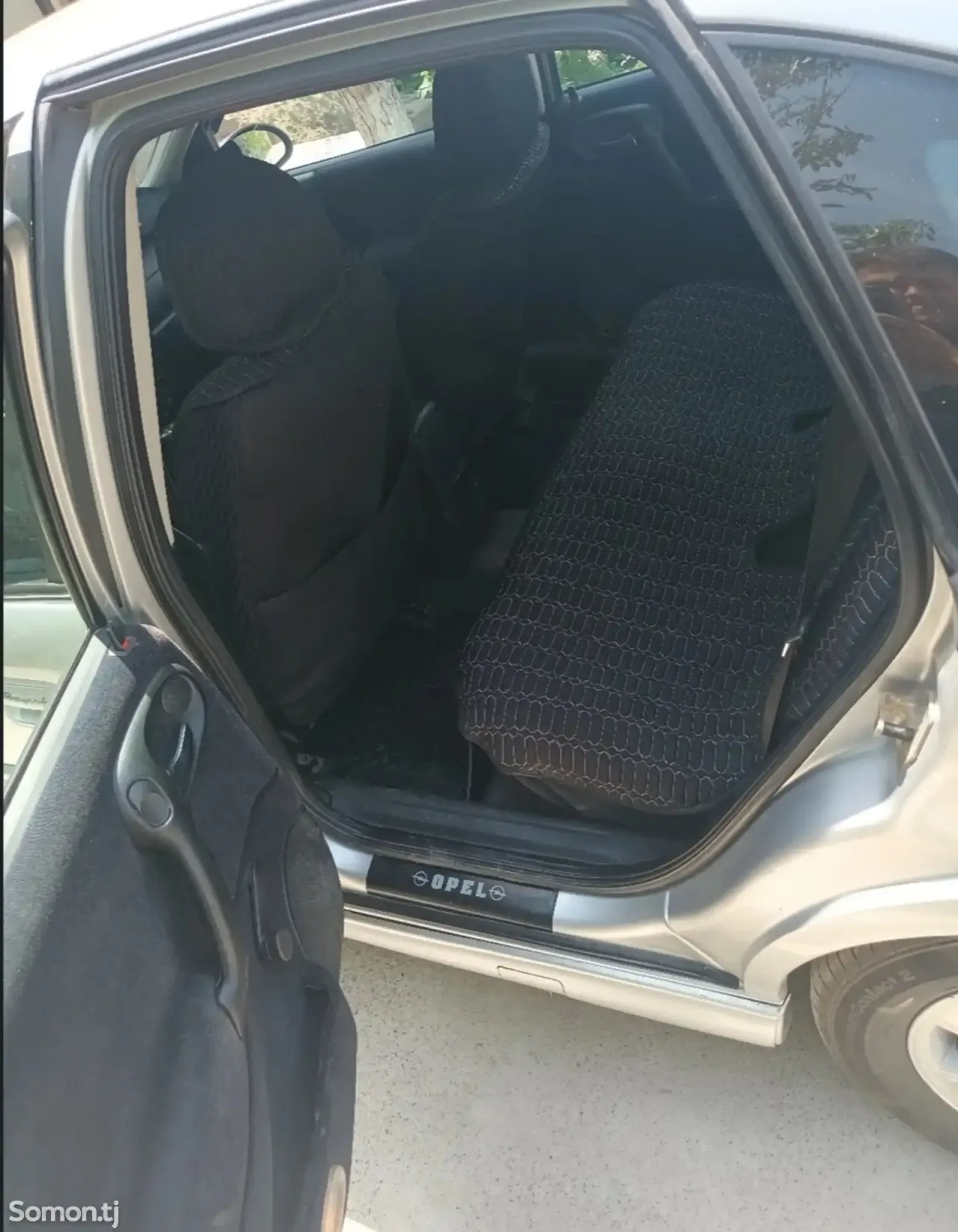 Opel Vectra B 1999 · 1.6 AT