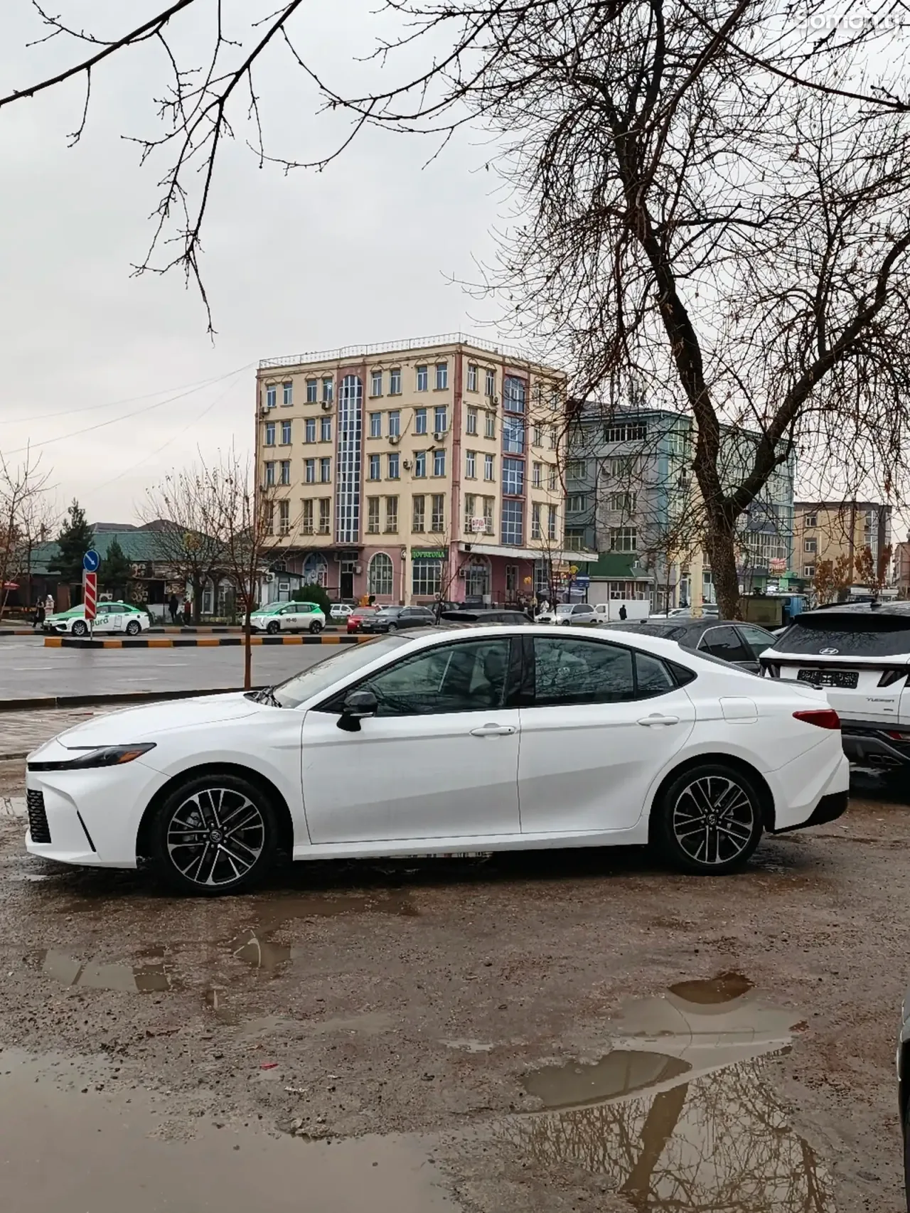Toyota Camry 2025 · 2.5 AT