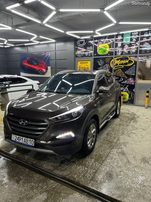 Hyundai Tucson 2017 · 1.6 AT