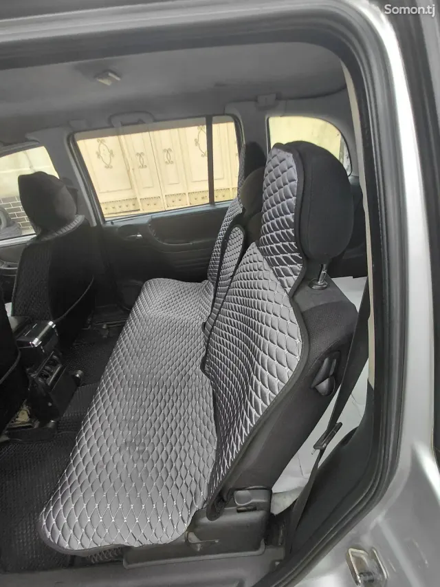 Opel Zafira 1999 · 1.6 MT