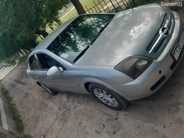 Opel Vectra C 2003 · AT