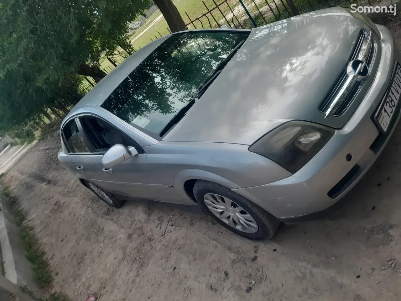 Opel Vectra C 2003 · AT