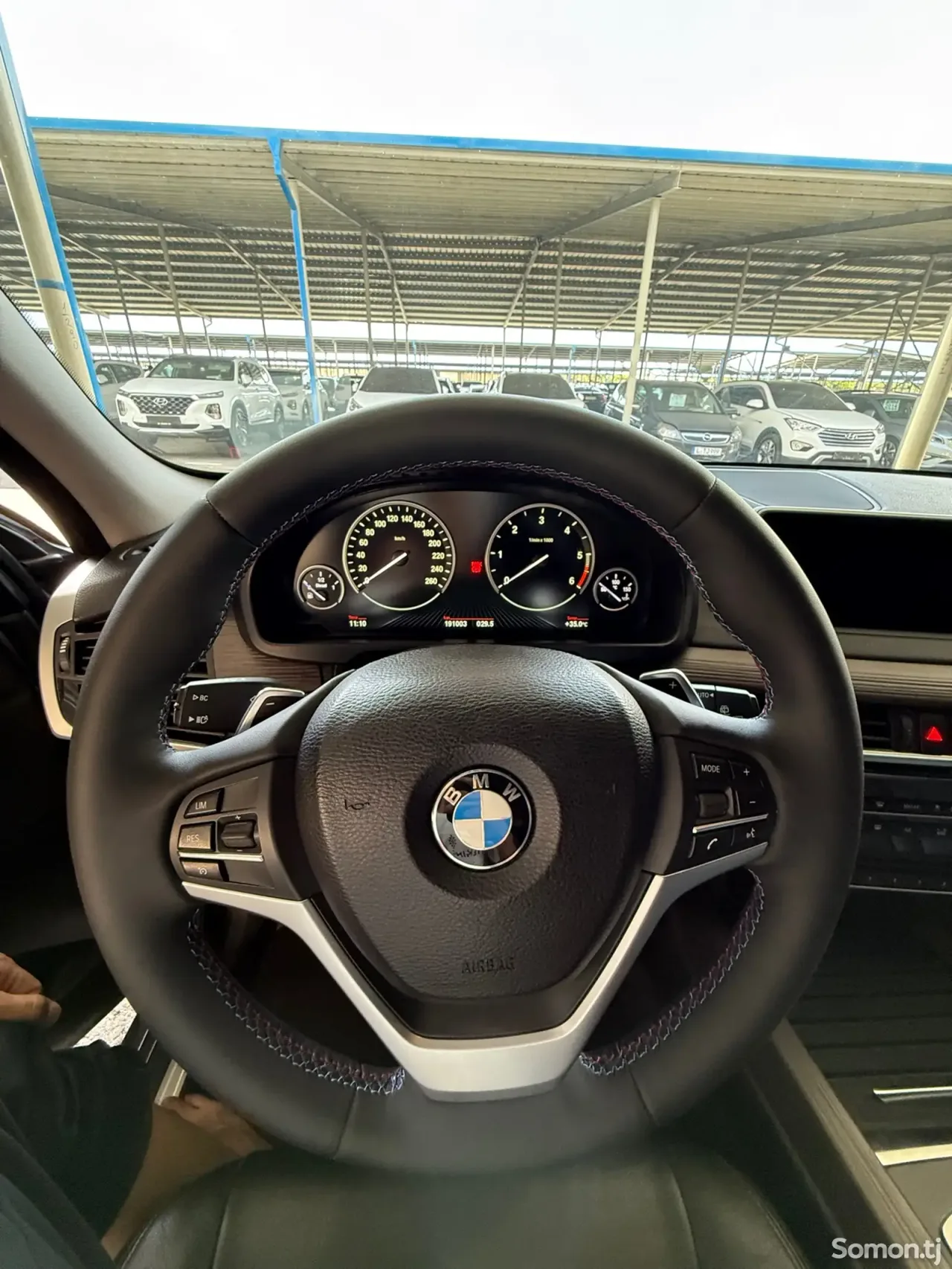 BMW X5 2015 · 3.0 AT