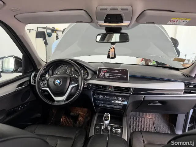 BMW X5 2014 · 2.5 AT