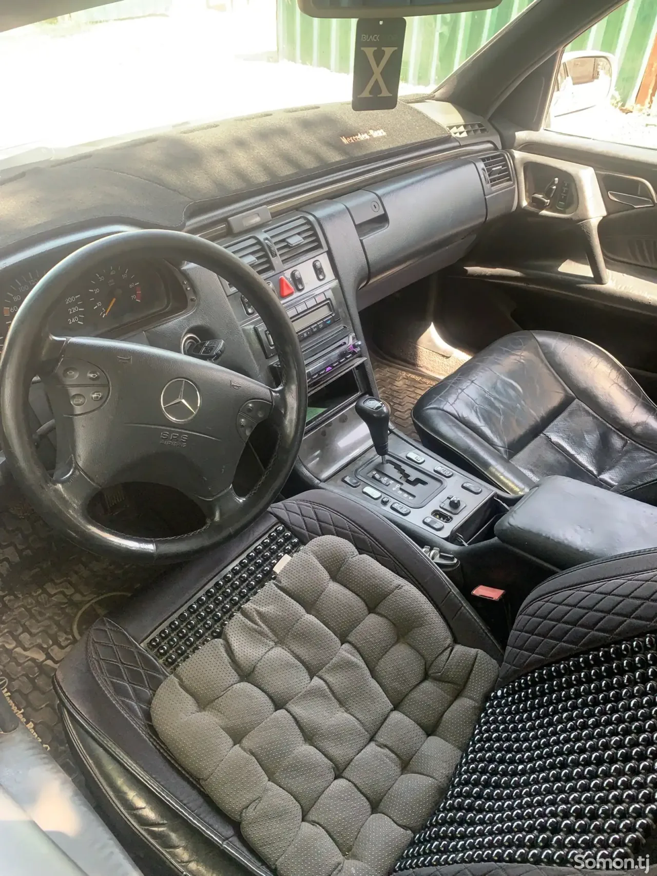 Mercedes-Benz C class 1997 · 3.2 AT