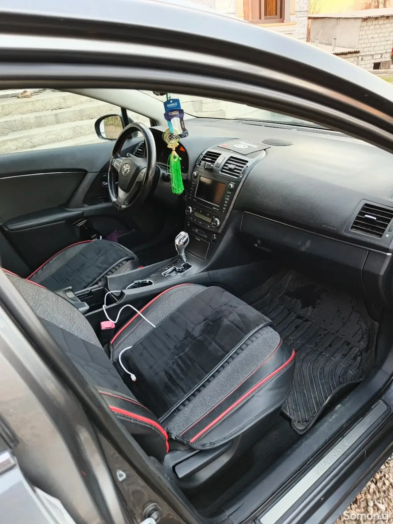 Toyota Avensis 2009 · 1.8 AT