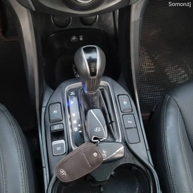 Hyundai Maxcruz 2015 · 2.2 AT