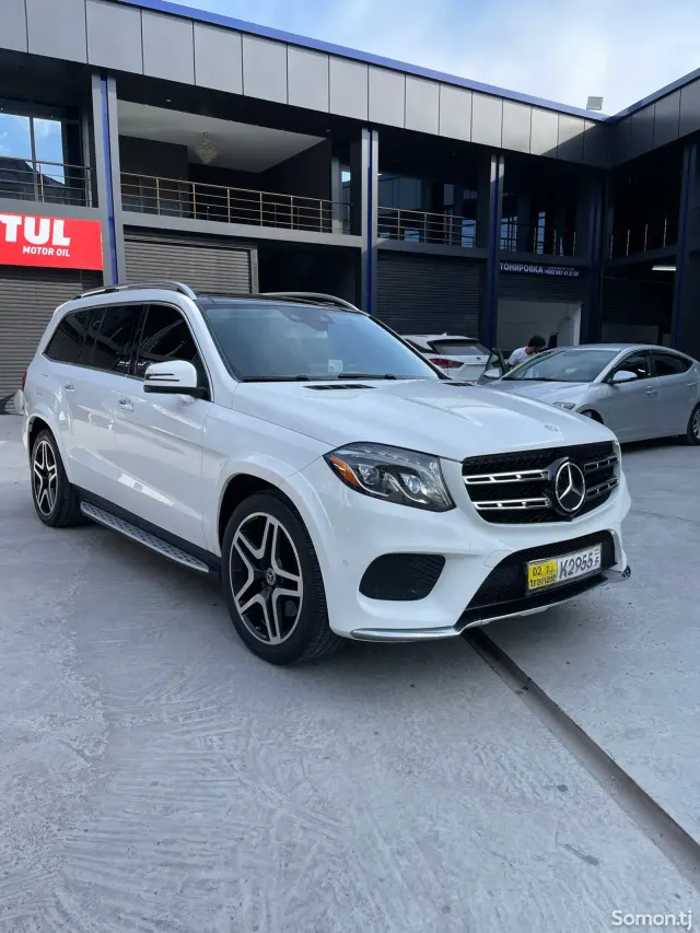 Mercedes-Benz GLS 2017 · 3.5 AT