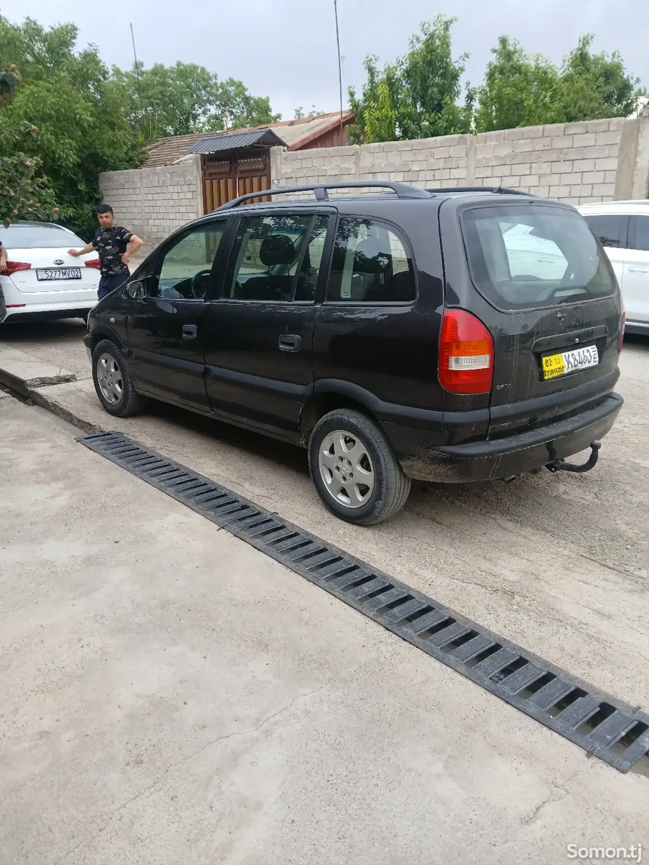 Opel Zafira 1999 · 1.6 MT