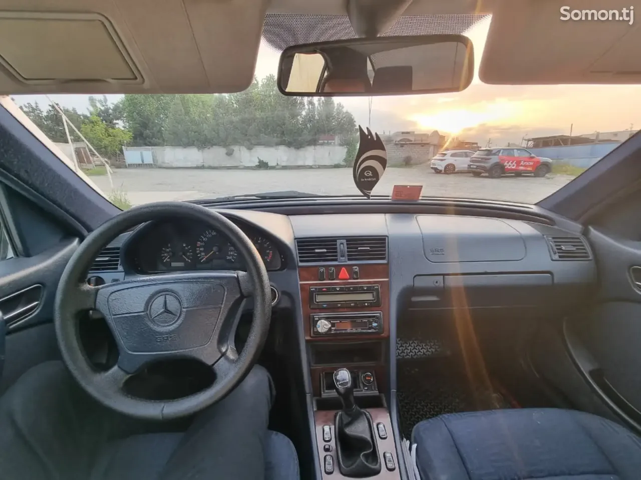 Mercedes-Benz C class 1998 · 2.4 MT