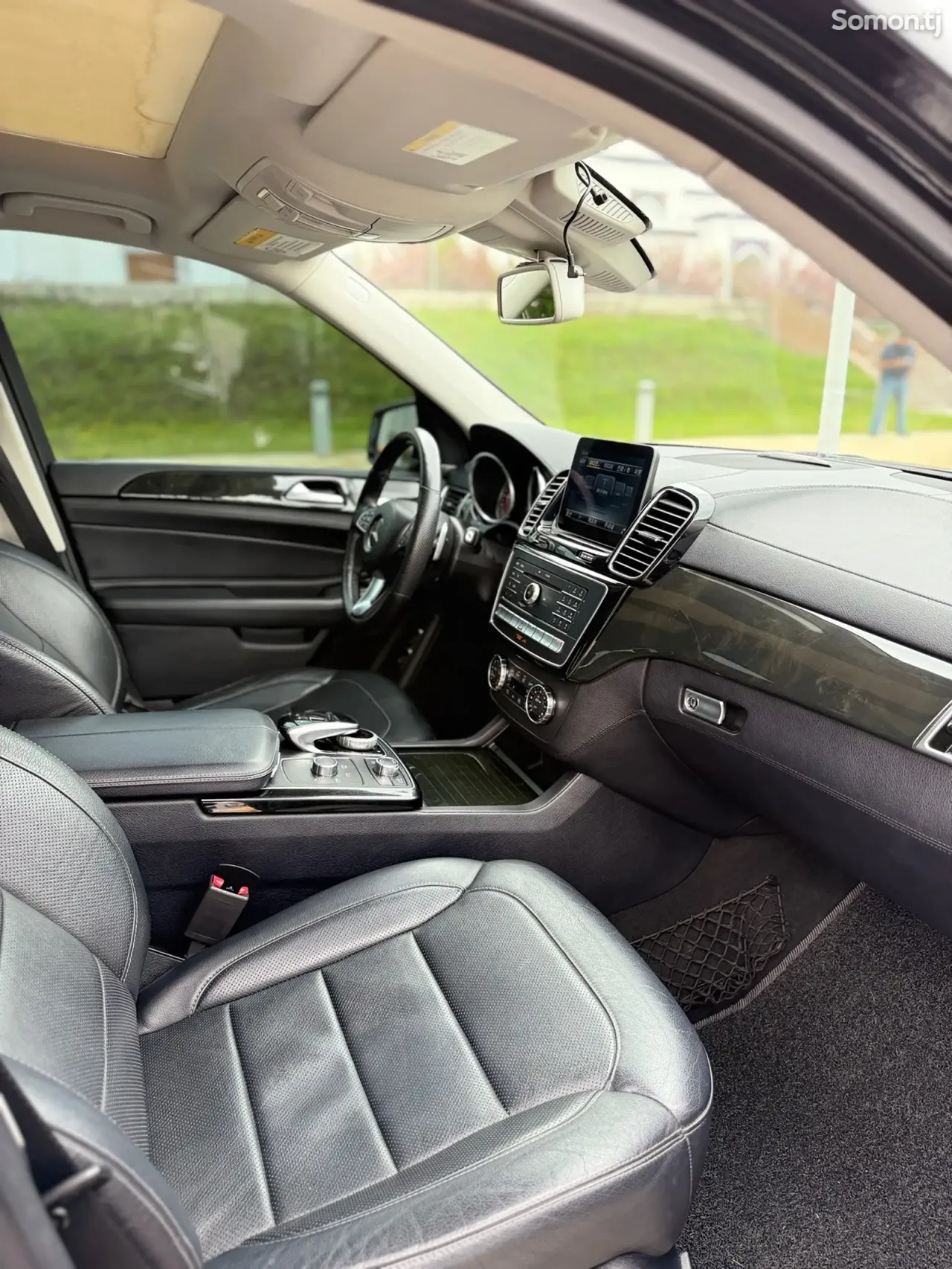 Mercedes-Benz GLS 2016 · 3.5 AT